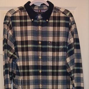 Men's Tommy Hilfiger dress shirt